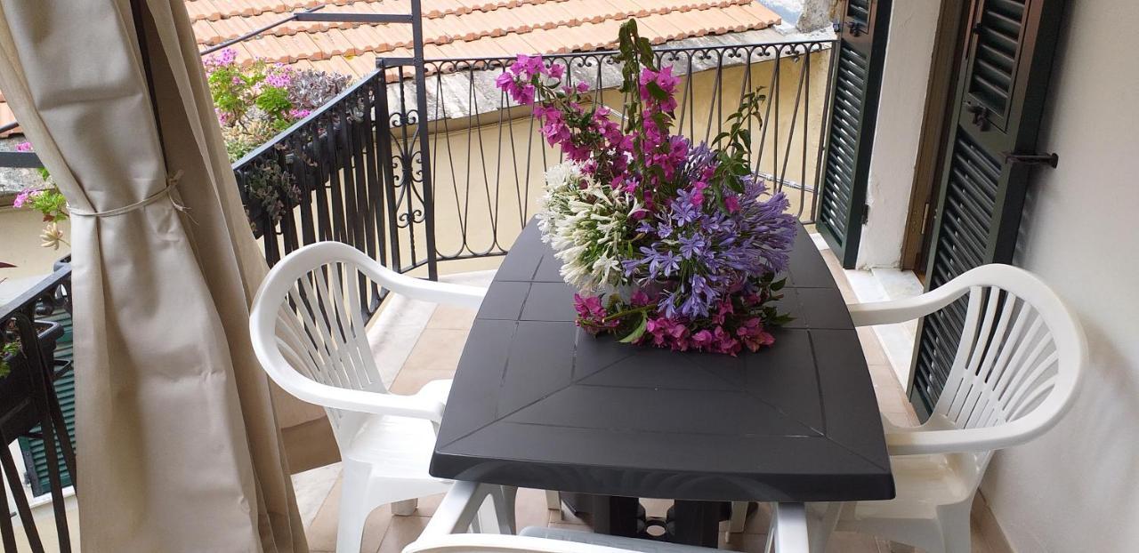 Countryhouse Traversa Du Furnu Imperia Εξωτερικό φωτογραφία